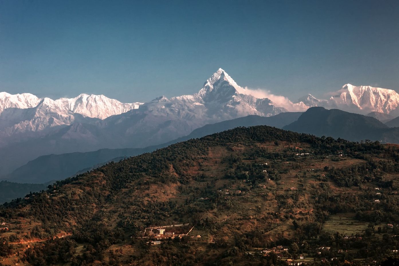 Mountains_from_Lodge_2